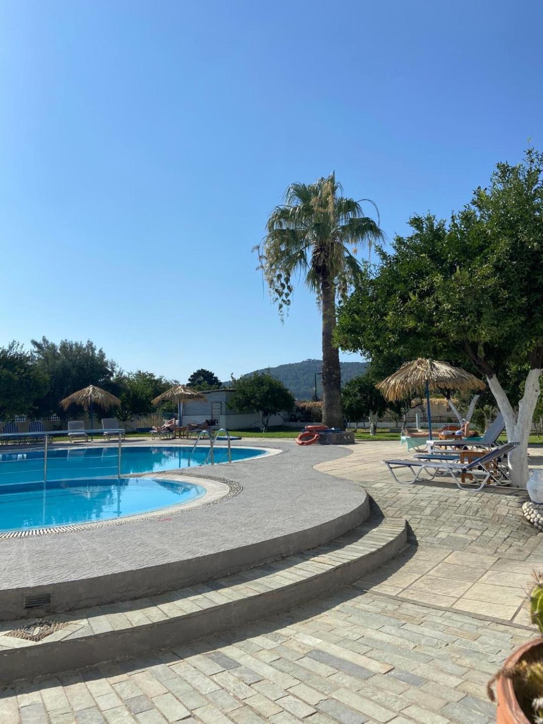 Manos Pension Faliraki Extérieur photo