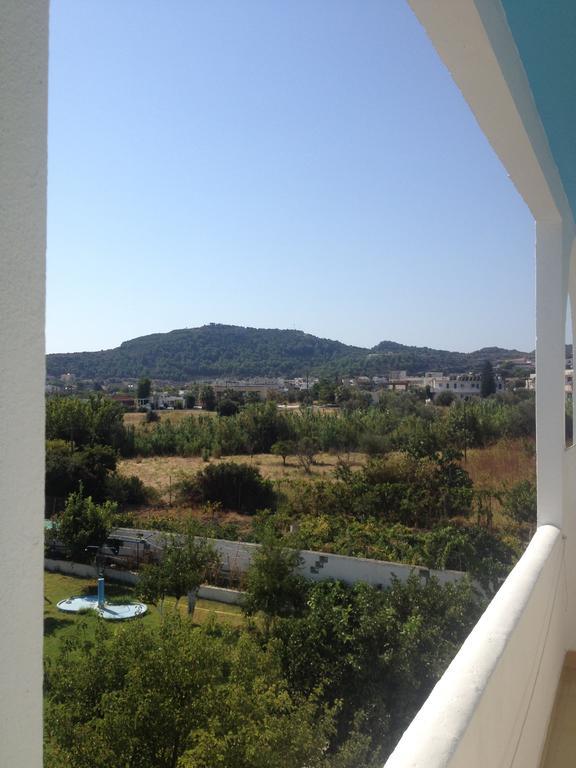 Manos Pension Faliraki Chambre photo